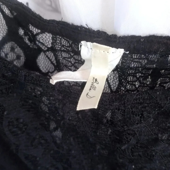 Bella D Blouse (AB) - Picture 2 of 2